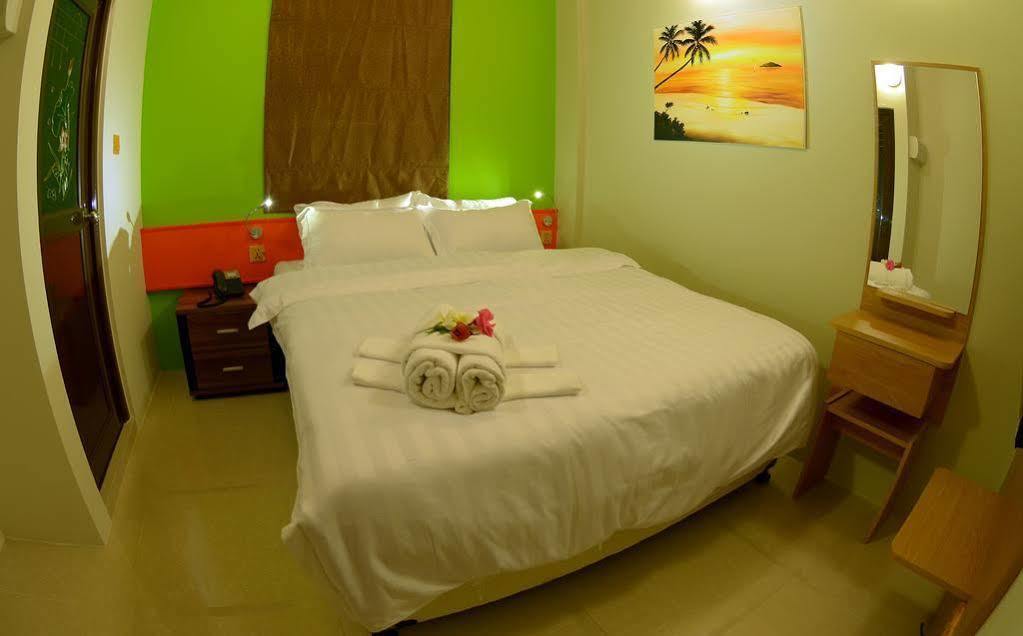 Seahouse Maldives Topdeck Hotel Male Exteriér fotografie