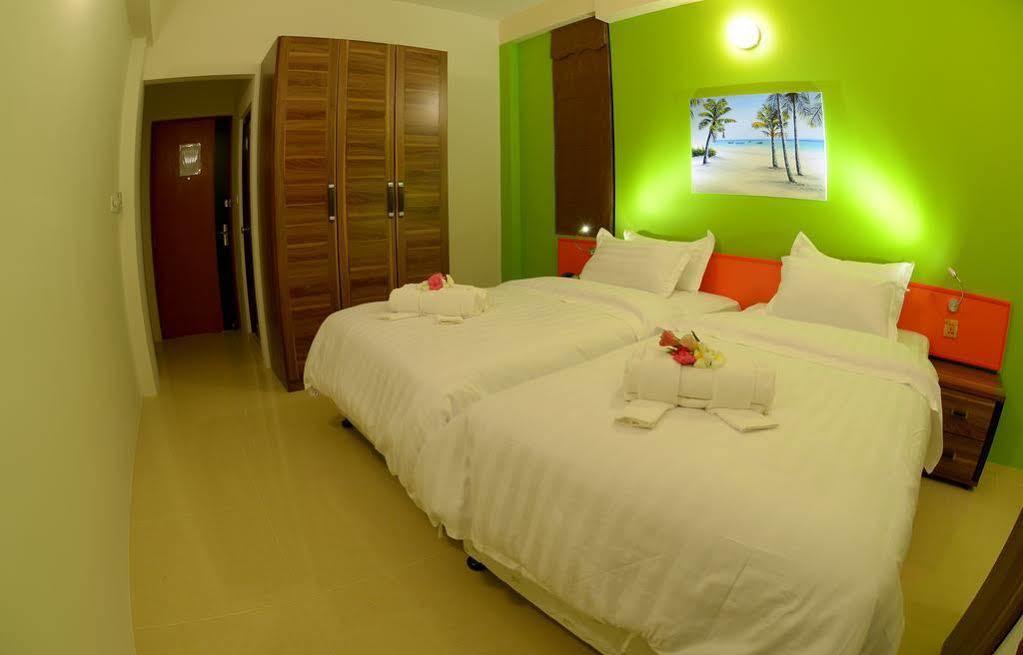 Seahouse Maldives Topdeck Hotel Male Exteriér fotografie